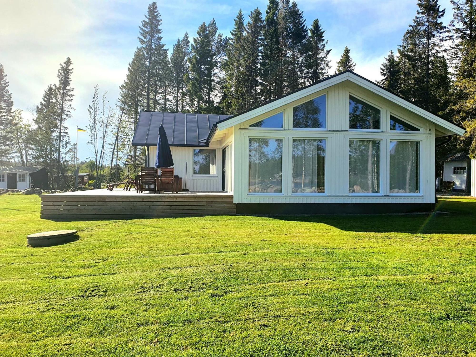 Stuga Med Havsutsikt Robertsfors Extérieur photo