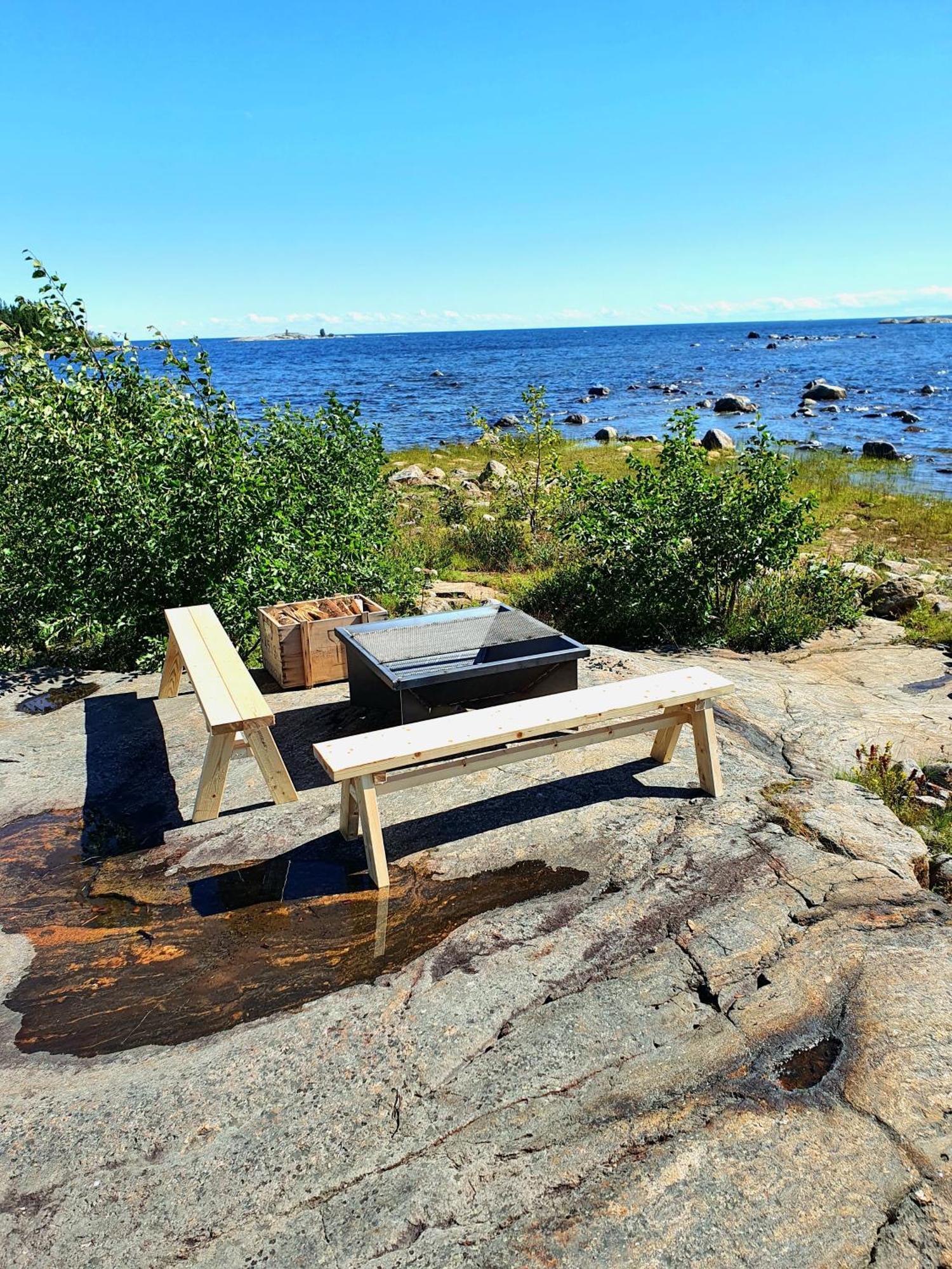 Stuga Med Havsutsikt Robertsfors Extérieur photo